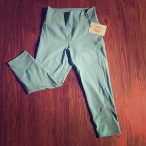 Zyia Turquoise Mesh High Rise Capri